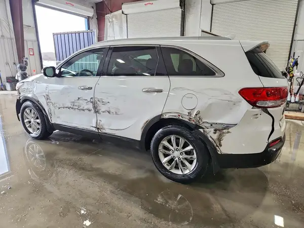 5XYPG4A35GG027984 2016 KIA SORENTO - Image 2