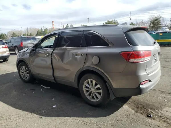 5XYPG4A35GG027998 2016 KIA SORENTO - Image 2