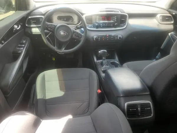 5XYPG4A35GG030559 2016 KIA SORENTO - Image 8