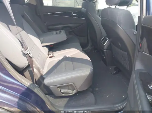 5XYPG4A35GG041979 2016 KIA SORENTO - Image 8