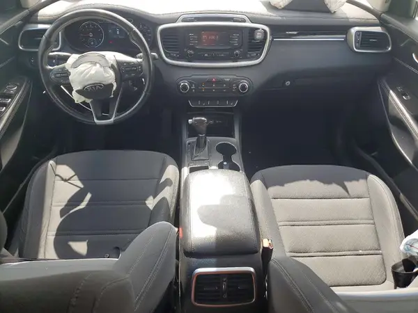 5XYPG4A35GG043683 2016 KIA SORENTO - Image 8