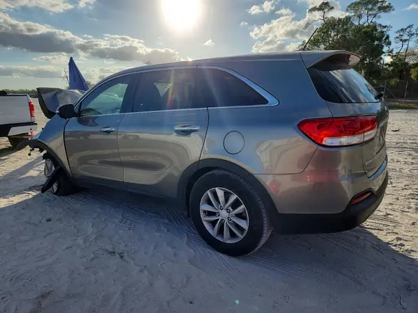 5XYPG4A35GG053985 2016 KIA SORENTO - Image 2
