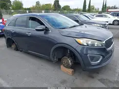 5XYPG4A35GG056045 2016 KIA SORENTO