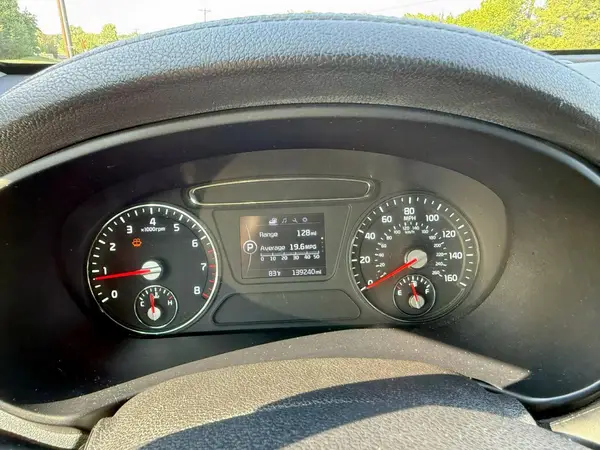 5XYPG4A35GG056725 2016 KIA SORENTO - Image 8