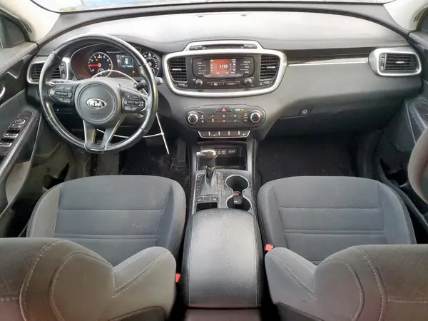 5XYPG4A35GG057048 2016 KIA SORENTO - Image 8