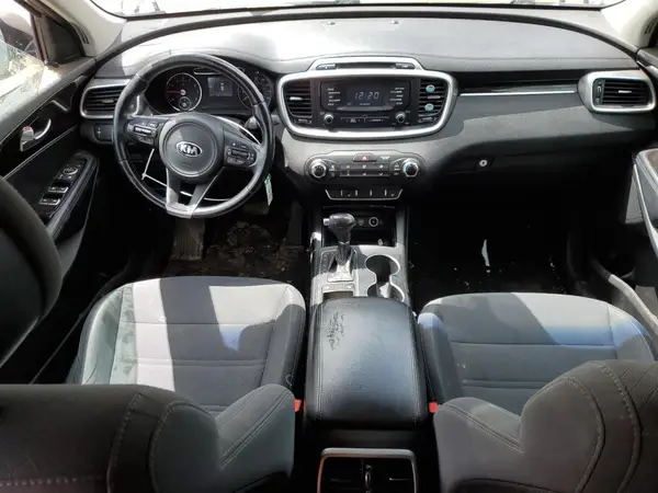 5XYPG4A35GG058846 2016 KIA SORENTO - Image 8