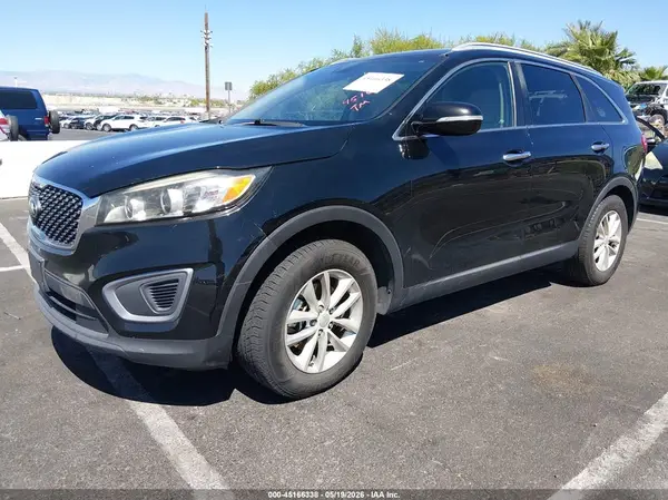 5XYPG4A35GG060063 2016 KIA SORENTO - Image 2