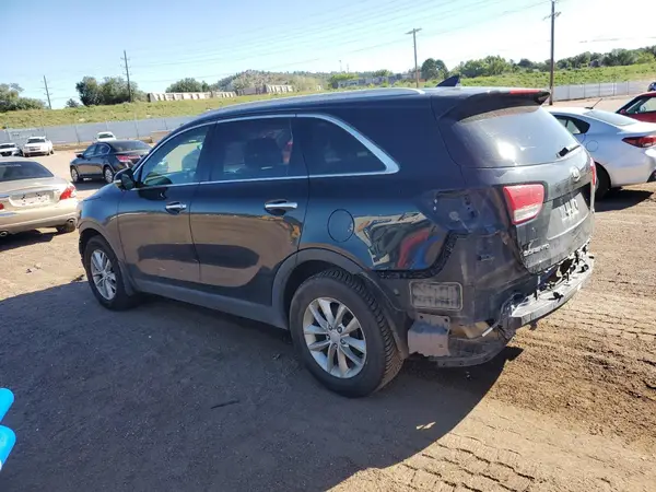 5XYPG4A35GG064596 2016 KIA SORENTO - Image 2