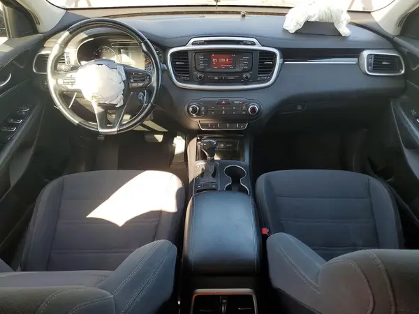 5XYPG4A35GG064923 2016 KIA SORENTO - Image 8