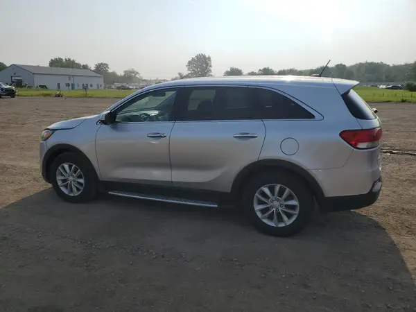 5XYPG4A35GG073976 2016 KIA SORENTO - Image 2