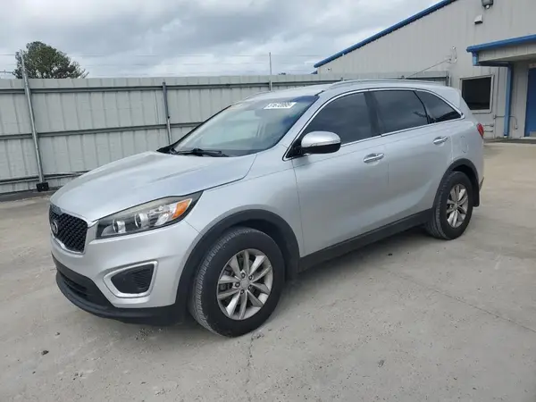 5XYPG4A35GG076263 2016 KIA SORENTO - Image 1