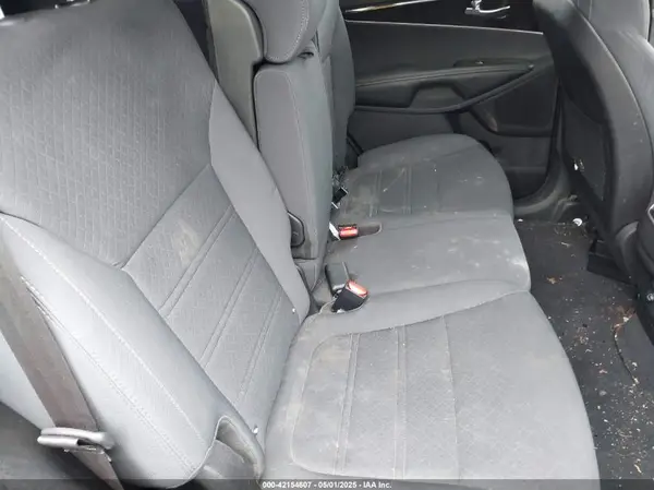 5XYPG4A35GG080801 2016 KIA SORENTO - Image 8