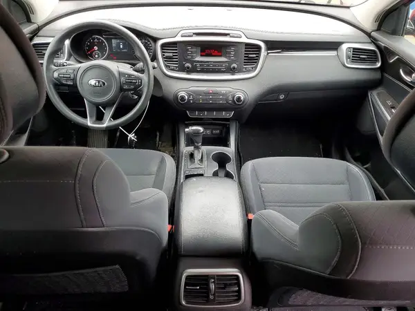 5XYPG4A35GG083827 2016 KIA SORENTO - Image 8