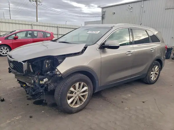5XYPG4A35GG092592 2016 KIA SORENTO - Image 1