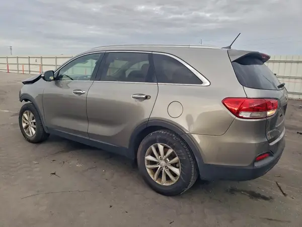 5XYPG4A35GG092592 2016 KIA SORENTO - Image 2