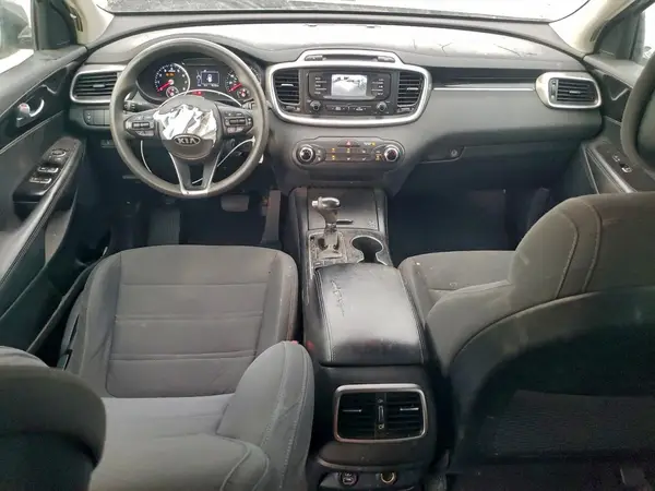 5XYPG4A35GG092592 2016 KIA SORENTO - Image 8