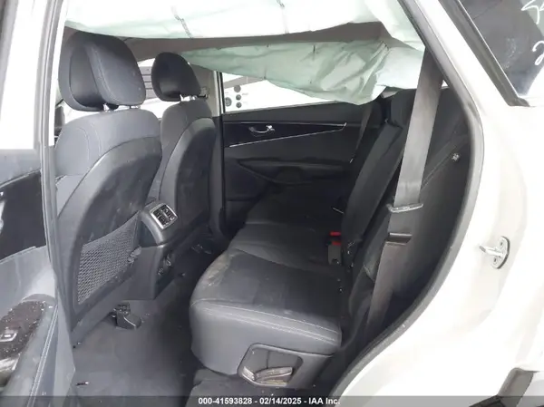 5XYPG4A35GG092723 2016 KIA SORENTO - Image 8