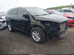 5XYPG4A35GG097646 2016 KIA SORENTO