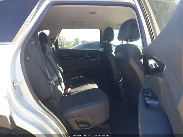 5XYPG4A35GG115837 2016 KIA SORENTO - Image 8