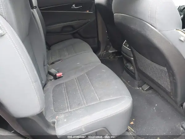 5XYPG4A35GG115952 2016 KIA SORENTO - Image 8