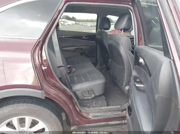 5XYPG4A35GG122450 2016 KIA SORENTO - Image 8