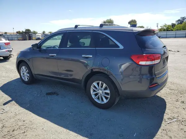 5XYPG4A35GG125736 2016 KIA SORENTO - Image 2