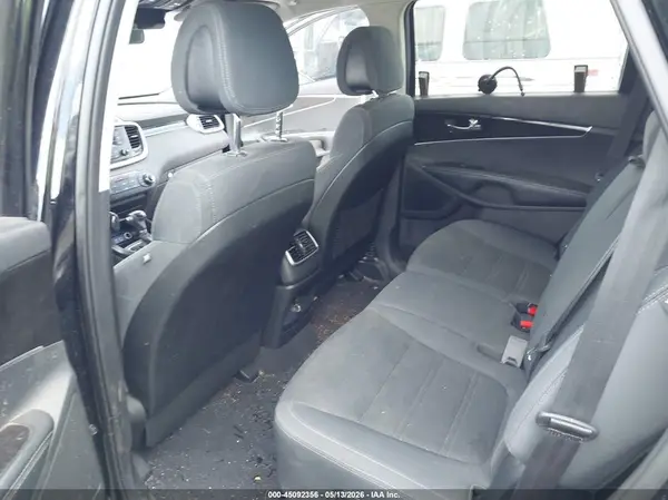 5XYPG4A35GG132153 2016 KIA SORENTO - Image 8