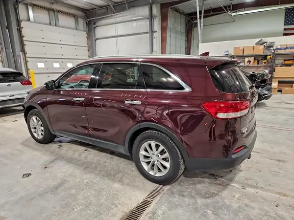 5XYPG4A35GG132928 2016 KIA SORENTO - Image 2