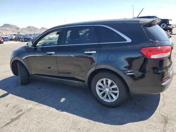 5XYPG4A35GG139605 2016 KIA SORENTO - Image 2