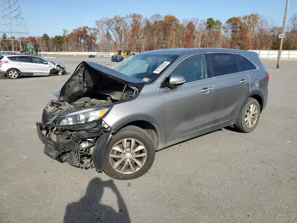 5XYPG4A35GG144934 2016 KIA SORENTO - Image 1
