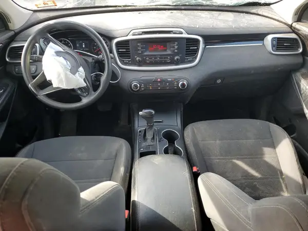 5XYPG4A35GG144934 2016 KIA SORENTO - Image 8