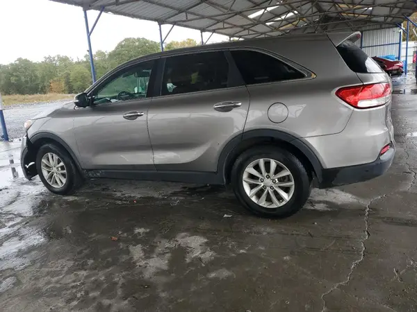 5XYPG4A35GG165833 2016 KIA SORENTO - Image 2