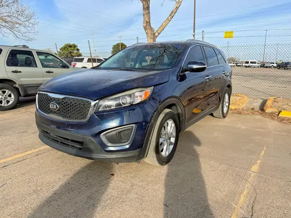 5XYPG4A35GG16824 2016 KIA SORENTO - Image 2