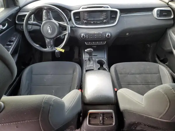 5XYPG4A35GG178677 2016 KIA SORENTO - Image 8