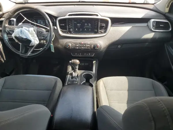 5XYPG4A35HG193293 2017 KIA SORENTO - Image 8