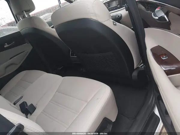 5XYPG4A35HG200498 2017 KIA SORENTO - Image 8