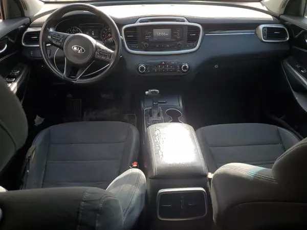 5XYPG4A35HG203496 2017 KIA SORENTO - Image 8