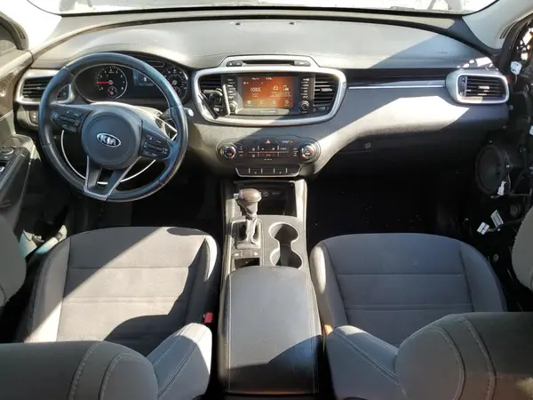 5XYPG4A35HG212229 2017 KIA SORENTO - Image 8