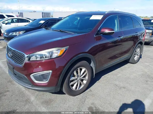 5XYPG4A35HG213462 2017 KIA SORENTO - Image 2