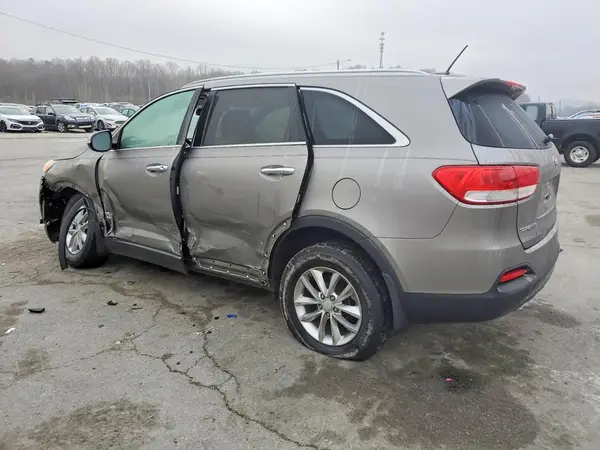 5XYPG4A35HG216975 2017 KIA SORENTO - Image 2