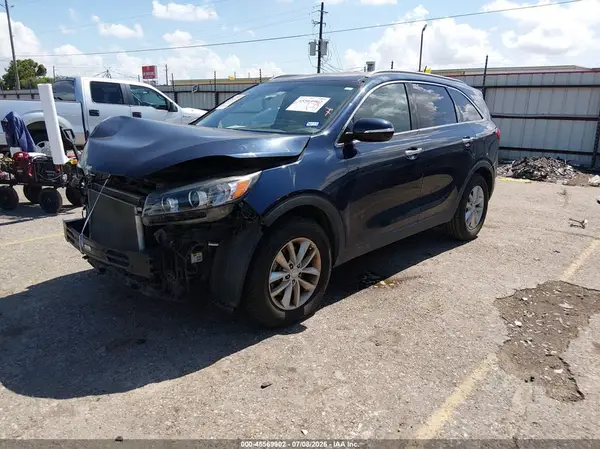 5XYPG4A35HG218113 2017 KIA SORENTO - Image 2