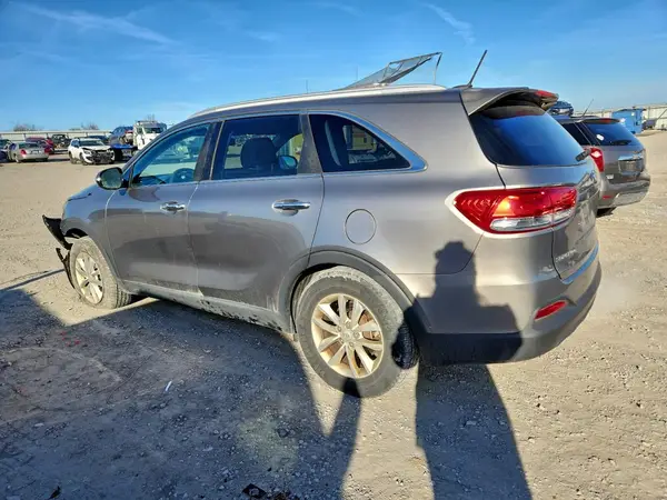 5XYPG4A35HG239284 2017 KIA SORENTO - Image 2