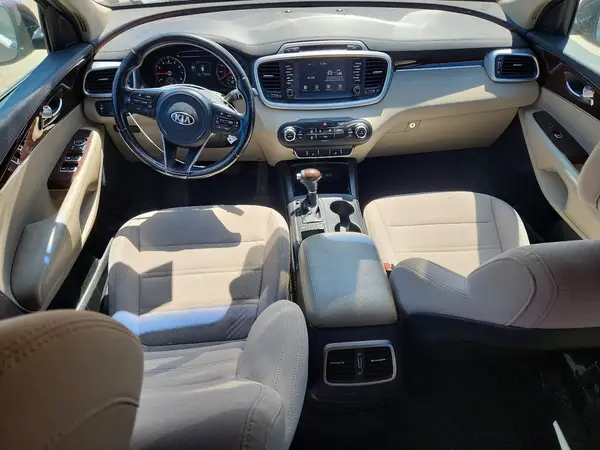 5XYPG4A35HG244470 2017 KIA SORENTO - Image 8