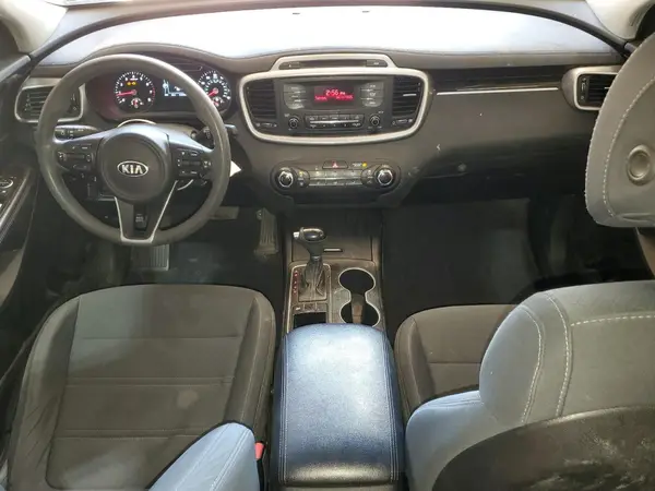 5XYPG4A35HG246400 2017 KIA SORENTO - Image 8