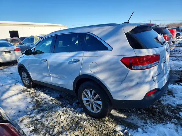 5XYPG4A35HG248180 2017 KIA SORENTO - Image 2