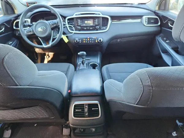5XYPG4A35HG248180 2017 KIA SORENTO - Image 8