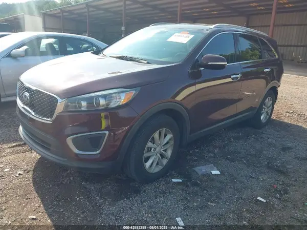 5XYPG4A35HG253458 2017 KIA SORENTO - Image 2