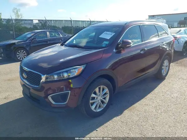 5XYPG4A35HG253461 2017 KIA SORENTO - Image 2