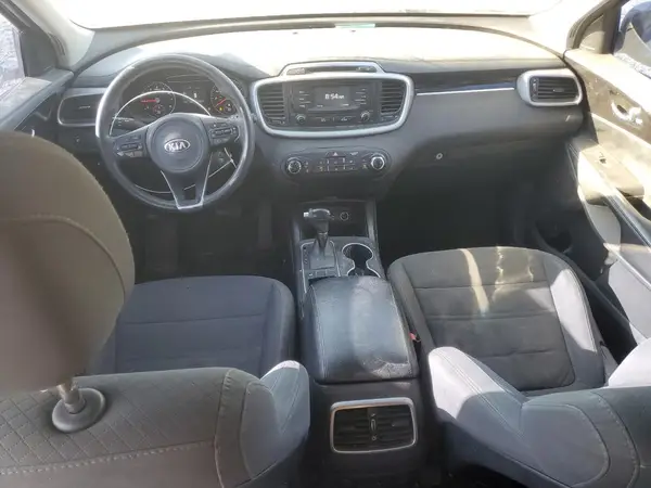 5XYPG4A35HG254979 2017 KIA SORENTO - Image 8