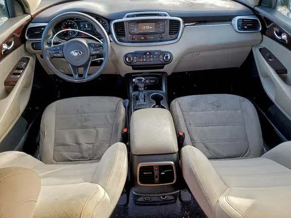 5XYPG4A35HG255856 2017 KIA SORENTO - Image 8